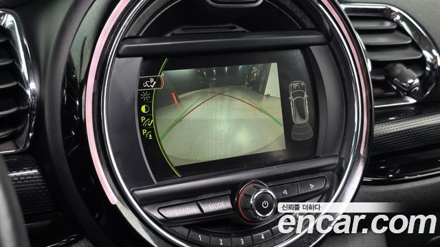 MINI Cooper D Clubman Standard 2nd 2017 — фото 13
