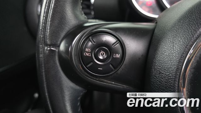 MINI Cooper D Clubman Standard 2nd 2017 — фото 17