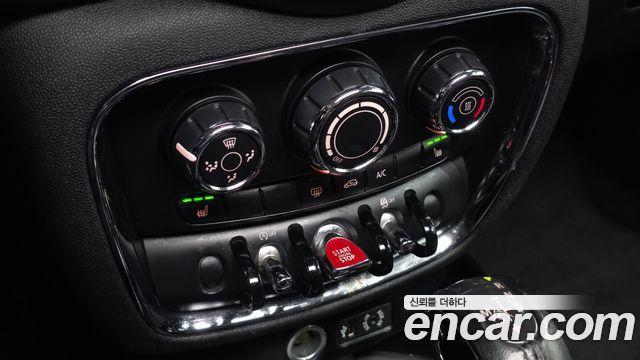 MINI Cooper D Clubman Standard 2nd 2017 — фото 18