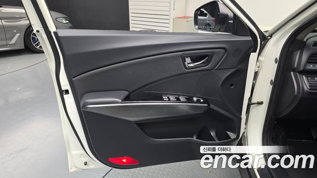 KG Mobility (SsangYong) Tivoli Armor VX 2WD 2019 — фото 30