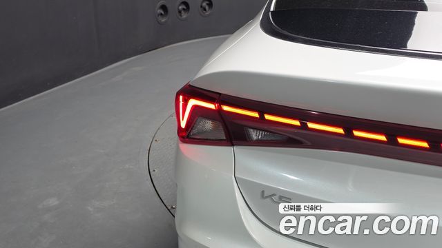 Kia K5 (III) 2.0 LPI Signature 2023 — фото 23
