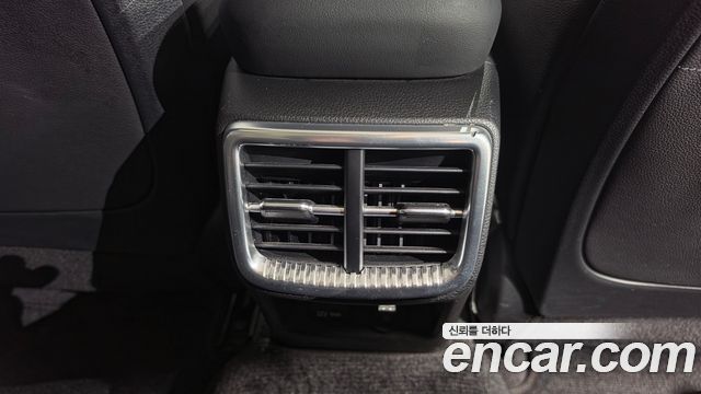 Kia K5 (III) 2.0 LPI Signature 2023 — фото 32