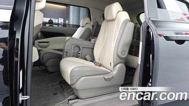 Kia Carnival (IV) Diesel 11-Seater Prestige 2023 — фото 11