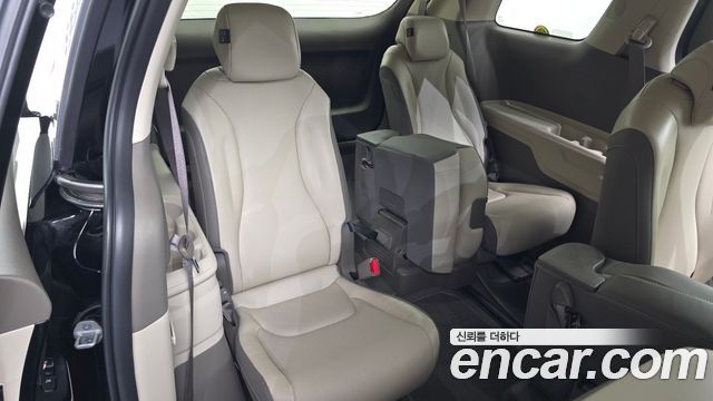 Kia Carnival (IV) Diesel 11-Seater Prestige 2023 — фото 12
