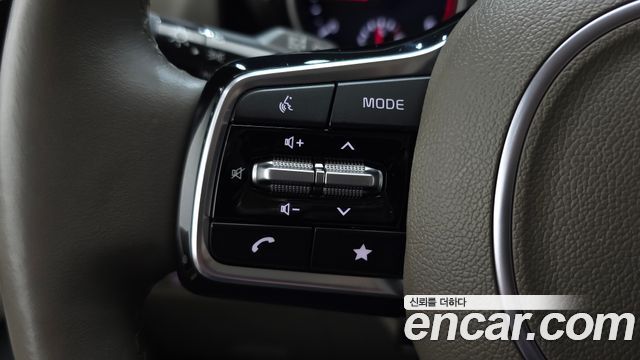 Kia Carnival (IV) Diesel 11-Seater Prestige 2023 — фото 18