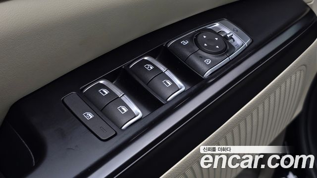 Kia Carnival (IV) Diesel 11-Seater Prestige 2023 — фото 34
