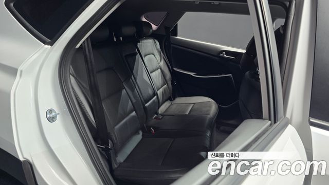 Hyundai Tucson Diesel 2.0 2WD Premium 2019 — фото 26