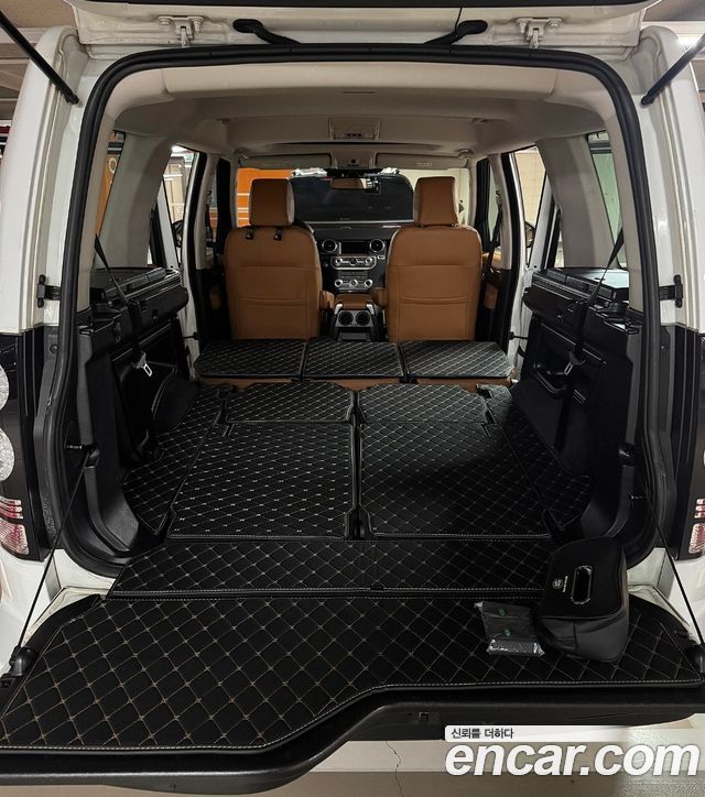 Land Rover Discovery 4 3.0 SDV6 SE 2016 — фото 17