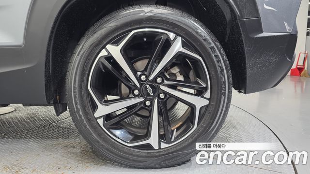 Chevrolet Trailblazer 1.3 Turbo 2WD RS 2021 — фото 21
