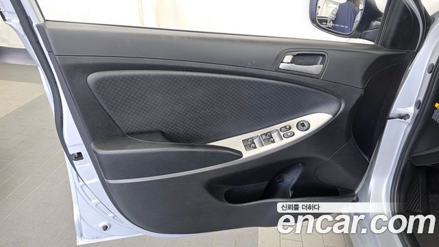 Hyundai Accent (New) 1.4 VVT Smart 2016 — фото 24