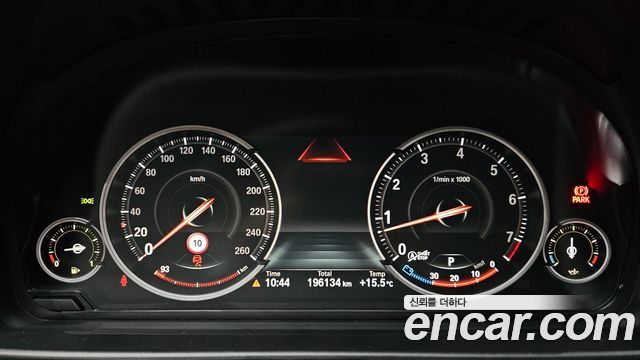 BMW 5 Series (F10) 528i xDrive M Aero Dynamic 2016 — фото 8