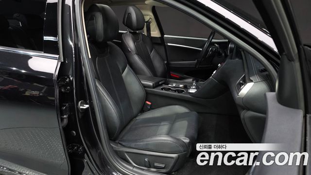 Genesis G70 Gasoline 2.0T 4WD 2021 — фото 11