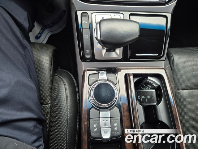 Genesis EQ900 3.8 GDI Luxury 2018 — фото 10