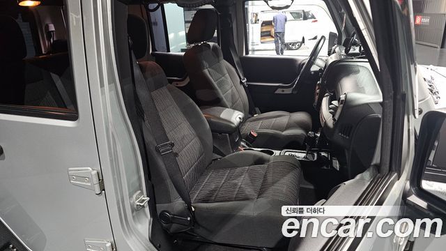 Jeep Wrangler (JK) 2.8 Diesel Rubicon 4Door 2012 — фото 26