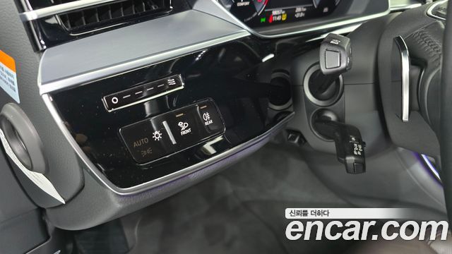 Audi A8 (D5) 55 TFSI Quattro LWB 2020 — фото 27