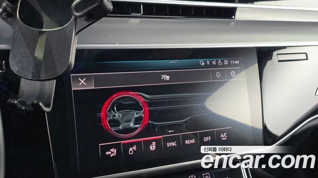 Audi A8 (D5) 55 TFSI Quattro LWB 2020 — фото 33