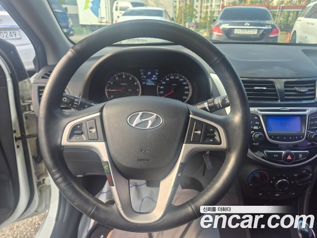 Hyundai Accent (New) 1.4 VVT Modern 2014 — фото 10