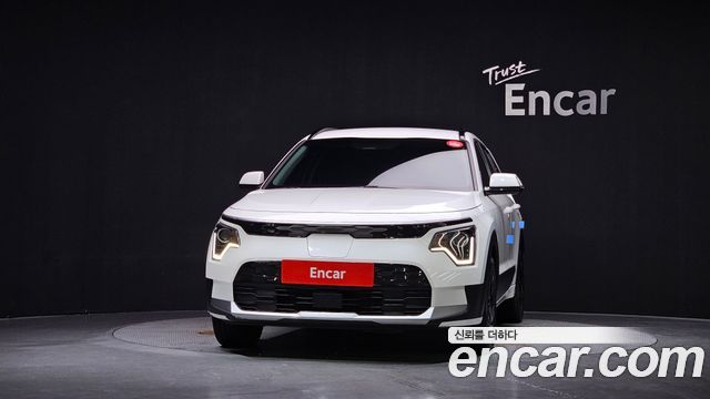 Kia Niro EV Air 2023 — фото 3