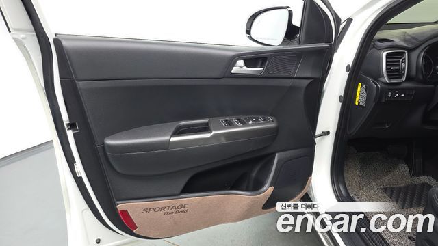 Kia Sportage The Bold Gasoline Prestige 2020 — фото 24