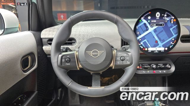 MINI Cooper S (IV) 5 Door Favoured 2025 — фото 13