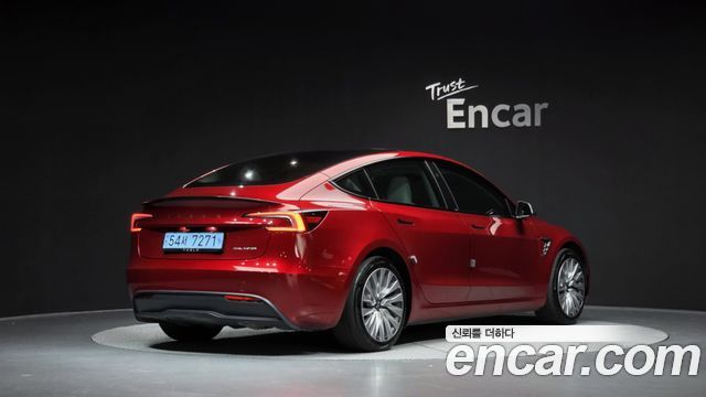 Tesla Model 3 Long Range AWD 2024 — фото 2