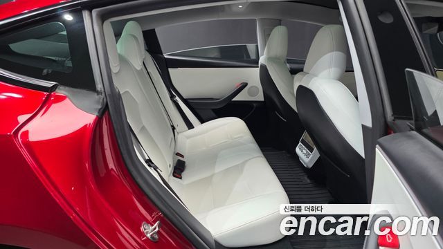 Tesla Model 3 Long Range AWD 2024 — фото 12
