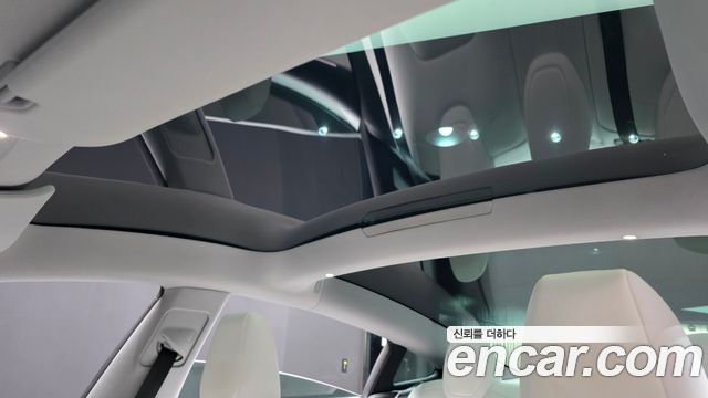 Tesla Model 3 Long Range AWD 2024 — фото 18