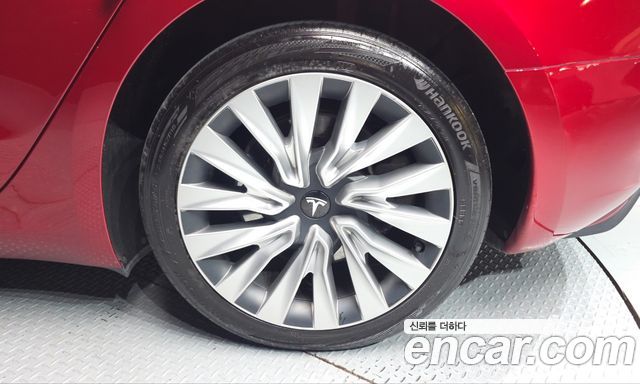 Tesla Model 3 Long Range AWD 2024 — фото 21