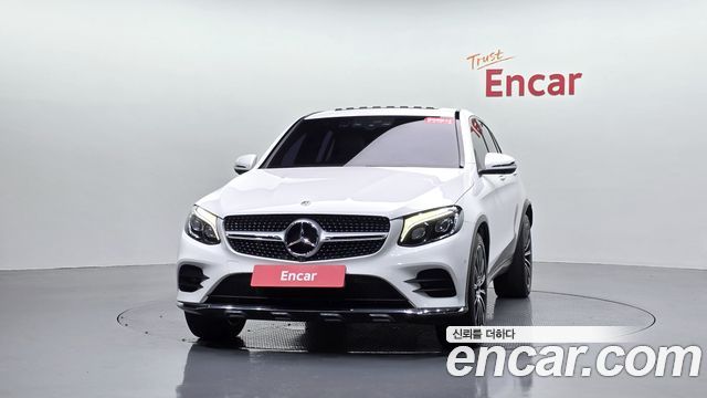 Mercedes-Benz GLC-Class (X253) GLC300 4MATIC AMG Line Coupe 2019 — фото 3