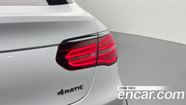 Mercedes-Benz GLC-Class (X253) GLC300 4MATIC AMG Line Coupe 2019 — фото 23