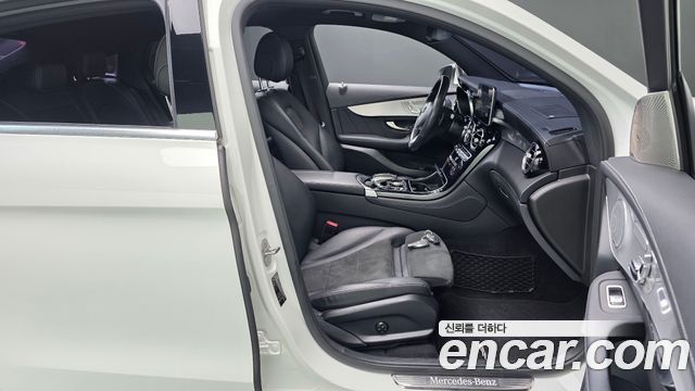 Mercedes-Benz GLC-Class (X253) GLC300 4MATIC AMG Line Coupe 2019 — фото 26