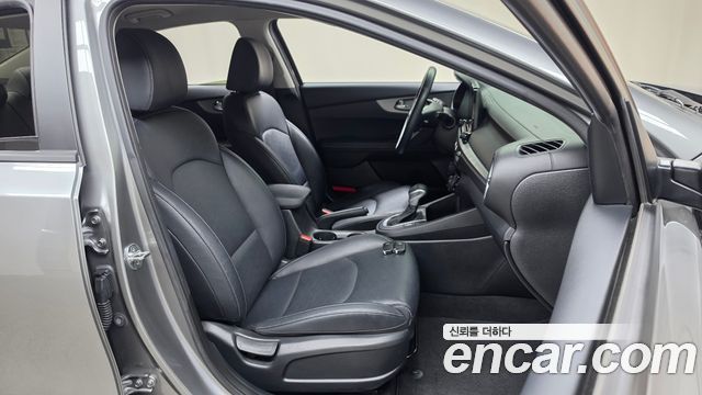 Kia K3 Prestige 2021 — фото 11