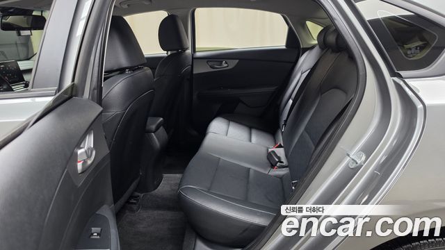 Kia K3 Prestige 2021 — фото 26
