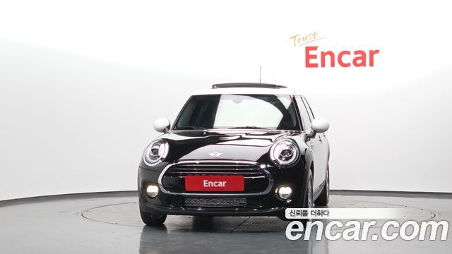 MINI Cooper D 5Door Standard 3rd 2019 — фото 3