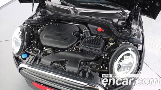 MINI Cooper D 5Door Standard 3rd 2019 — фото 6