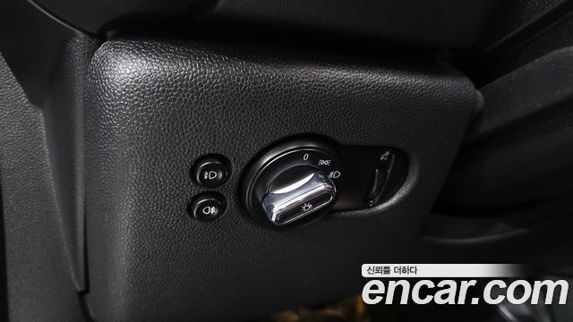 MINI Cooper D 5Door Standard 3rd 2019 — фото 18