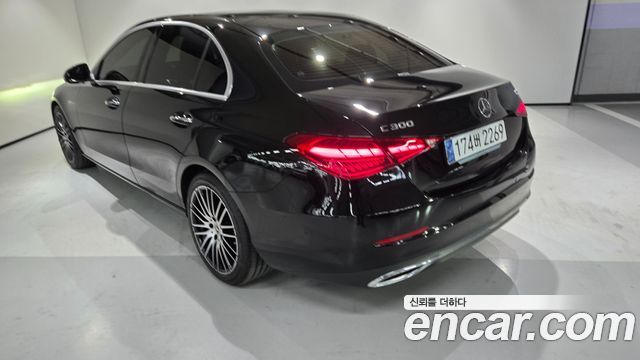 Mercedes-Benz C-Class (W206) C300 4MATIC Avantgarde 2024 — фото 3