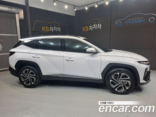 Hyundai Tucson Hybrid (NX4) HEV 1.6 2WD Premium 2024 — фото 3