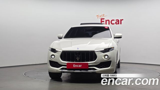 Maserati Levante 3.0 S AWD Luxury 2017 — фото 3