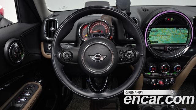 MINI Cooper D Countryman ALL4 HIGH 2nd 2018 — фото 13