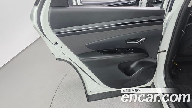 Hyundai Tucson (NX4) Gasoline 1.6 Turbo 2WD Inspiration 2021 — фото 25