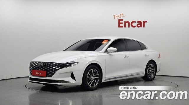 Hyundai Grandeur (IG) 3.0 LPi Rent Car Modern