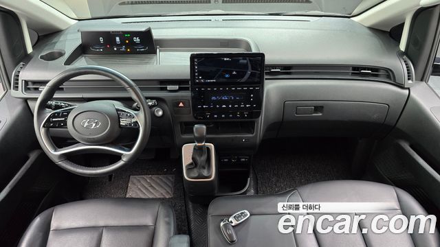 Hyundai Staria L3.5 Tourer 11-Seater Modern 2023 — фото 7