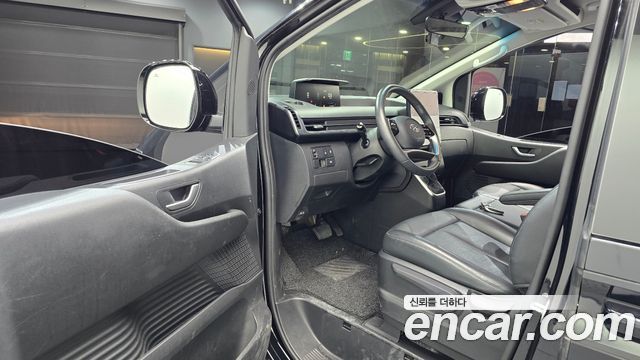 Hyundai Staria L3.5 Tourer 11-Seater Modern 2023 — фото 10