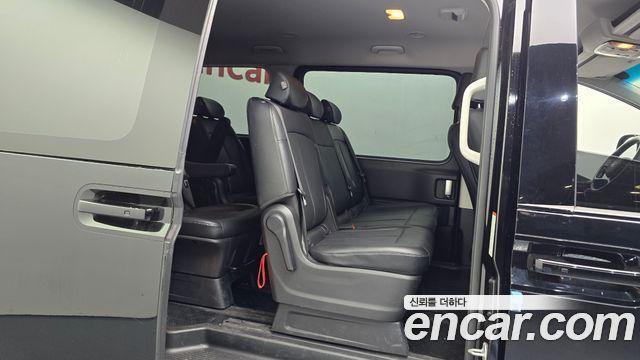 Hyundai Staria L3.5 Tourer 11-Seater Modern 2023 — фото 11