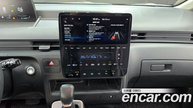 Hyundai Staria L3.5 Tourer 11-Seater Modern 2023 — фото 14
