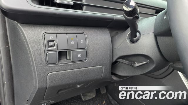 Hyundai Staria L3.5 Tourer 11-Seater Modern 2023 — фото 20