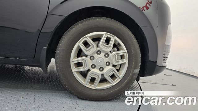 Hyundai Staria L3.5 Tourer 11-Seater Modern 2023 — фото 21