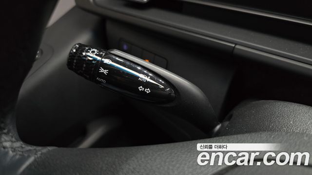 Hyundai Staria L3.5 Tourer 11-Seater Modern 2023 — фото 28