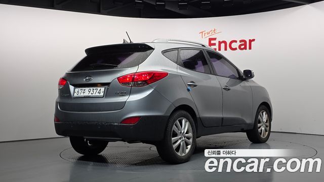 Hyundai Tucson ix Diesel 2WD LX20 Smart-Pack 2012 — фото 2